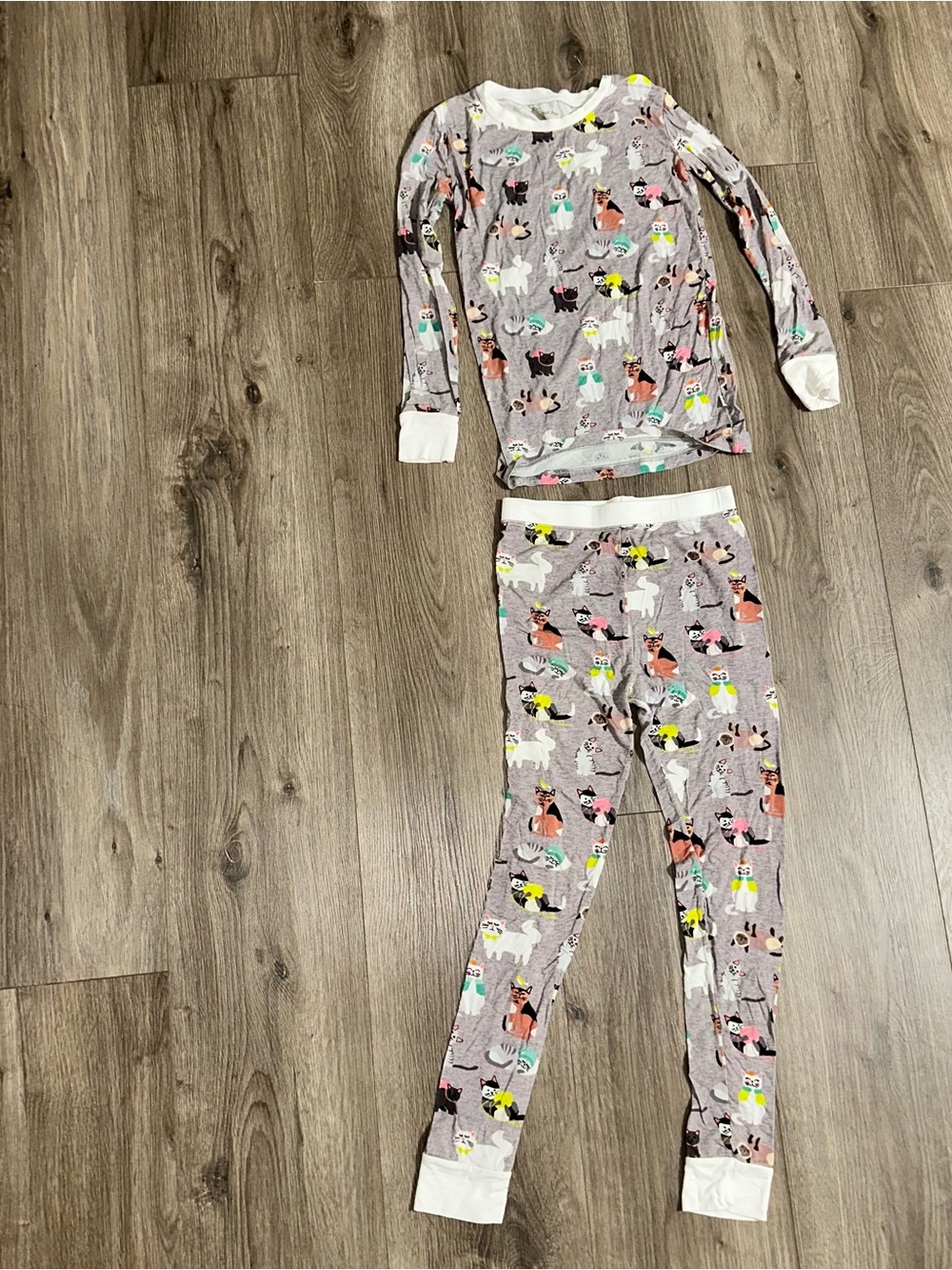 Pj Set Cozy Cat Animal Print Long Sleeve Pajama Set Light Gray Size 7/8 Viscose
